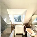 Feelhome, Flughafen Nah,2-schlafzimmer, Badewanne, Zentral, Wifi, Floor