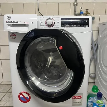 Feelhome, Flughafen Nah,2-schlafzimmer, Badewanne, Zentral, Wifi, Floor Apartament