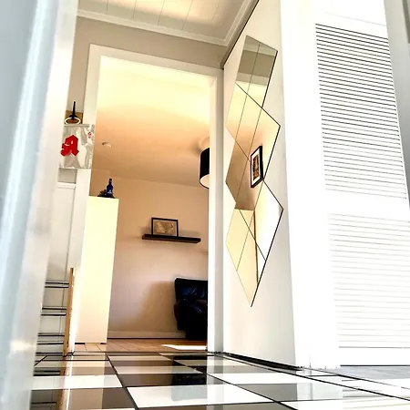 Feelhome, Flughafen Nah,2-schlafzimmer, Badewanne, Zentral, Wifi, Floor Lägenhet