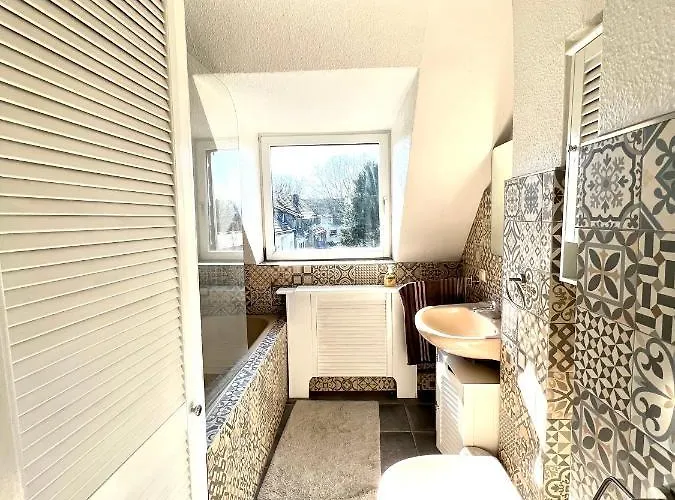 Feelhome, Flughafen Nah,2-schlafzimmer, Badewanne, Zentral, Wifi, Floor * Ντούισμπουργκ